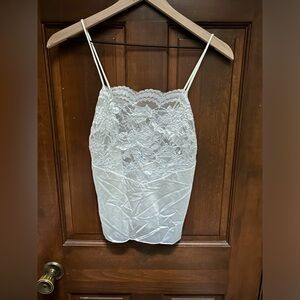 SAMYE VTG White Satiny fabric and lace cami. Size S, very pretty!!